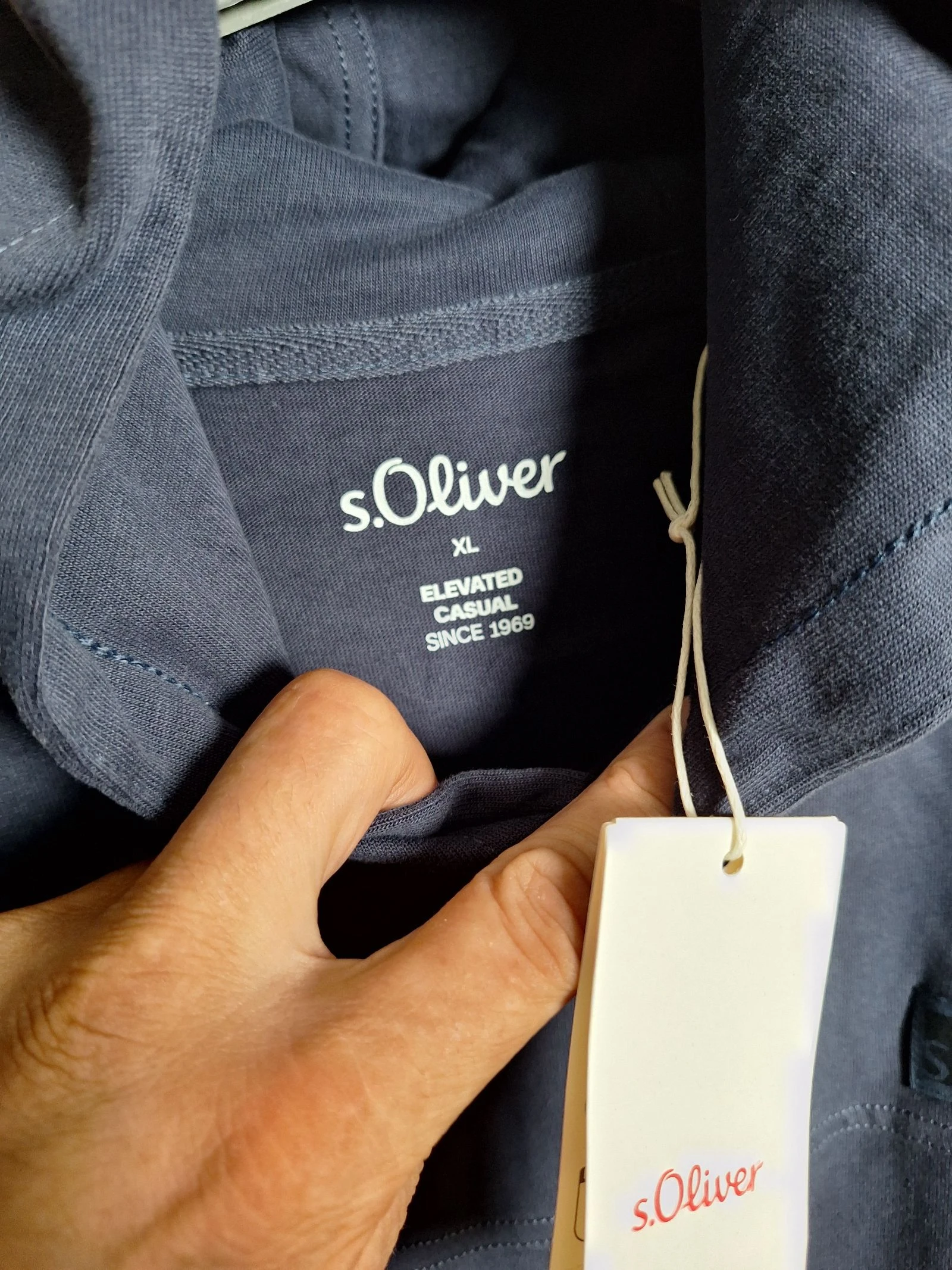 Moletom leve com capuz Soliver azul noite novo com etiqueta tamanho xxl – photo 4